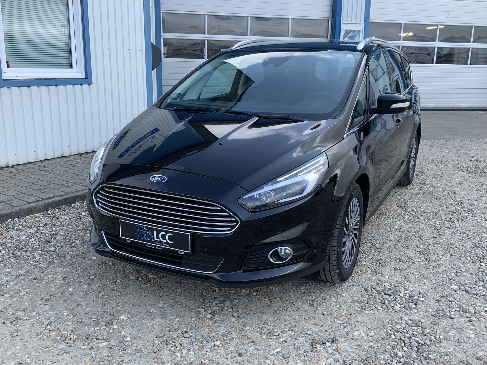 Ford S-MAX 2,0 EcoBlue Titanium aut. 7prs 5d